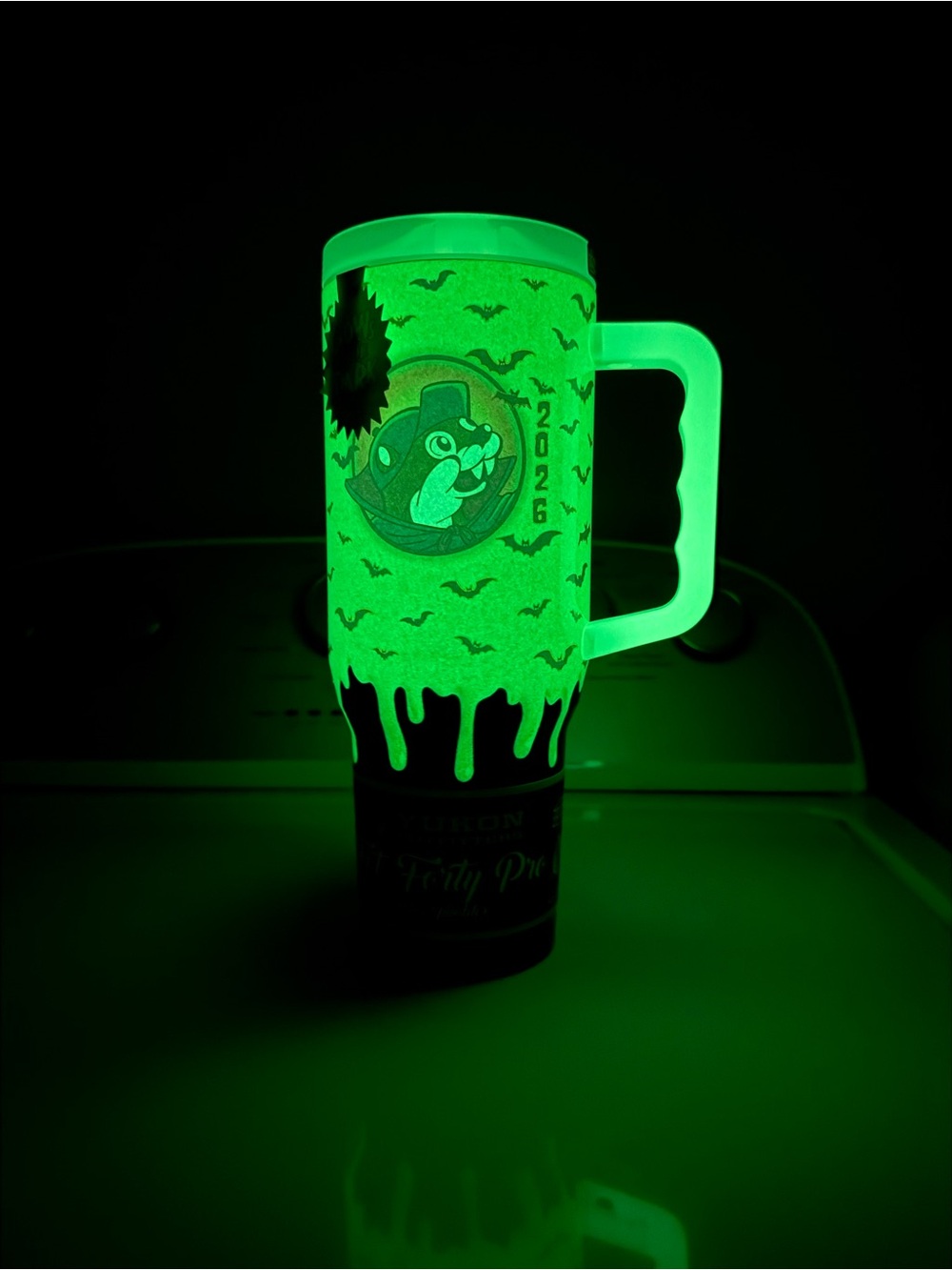 Buc-ee’s 2026 Glow in the Dark Halloween 40oz tumbler